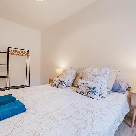 Apartman T3 Tropical Avec Parking Gratuit, Terrasse Et Wifi